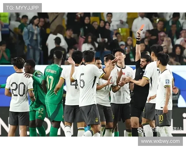 中国足球队冲击世界杯预选赛新阶段目标 全力备战迎接强敌挑战